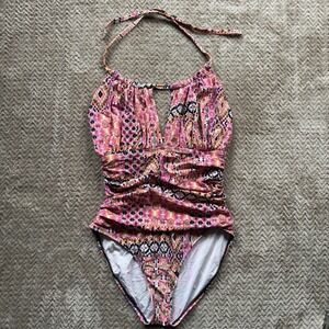 La Blanca High Neck Keyhole One Piece Swimsuit Size 12 Beach Summer Flattering